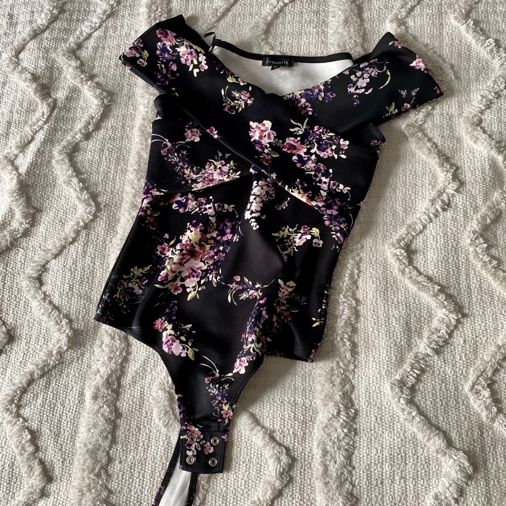 Bodysuit avec fleurs